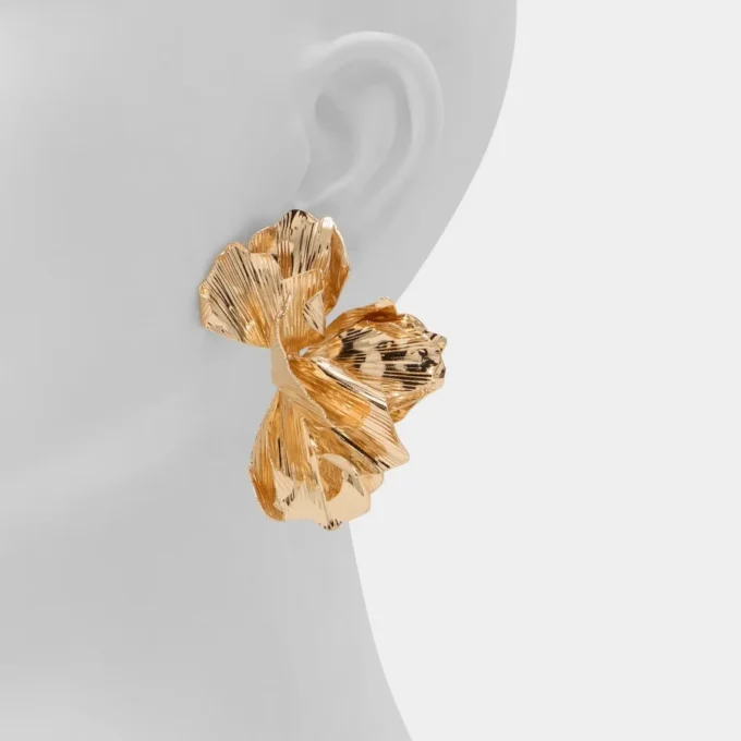 Glowe Statement earrings