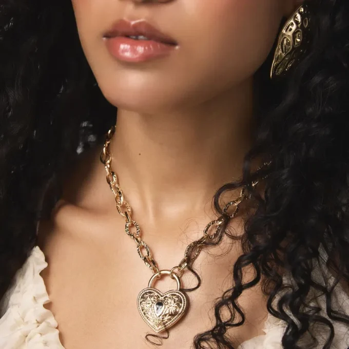 Luvella Necklace
